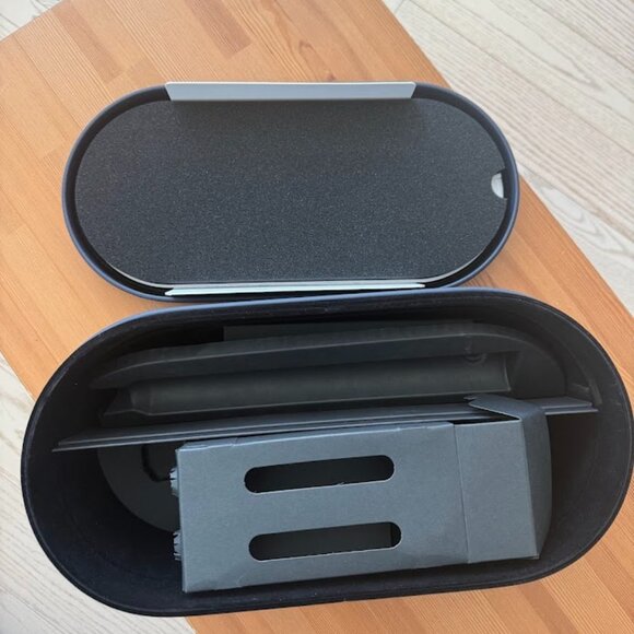 Dyson Airwrap Storage Case (Original) – Navy Blue – Excellent Condition - Picture 4 of 6